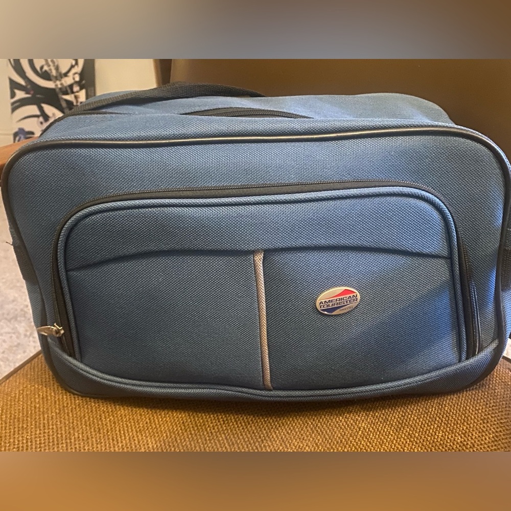 American Tourister Classic Blue Travel Bag